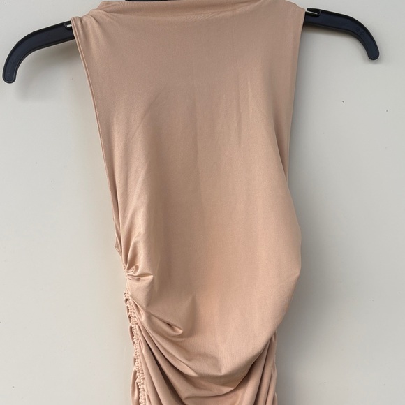 Superdown Tan Backless Ruched Dress - Picture 6 of 7
